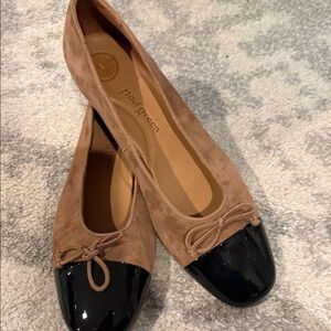 Paul Green cap tot ballet flats